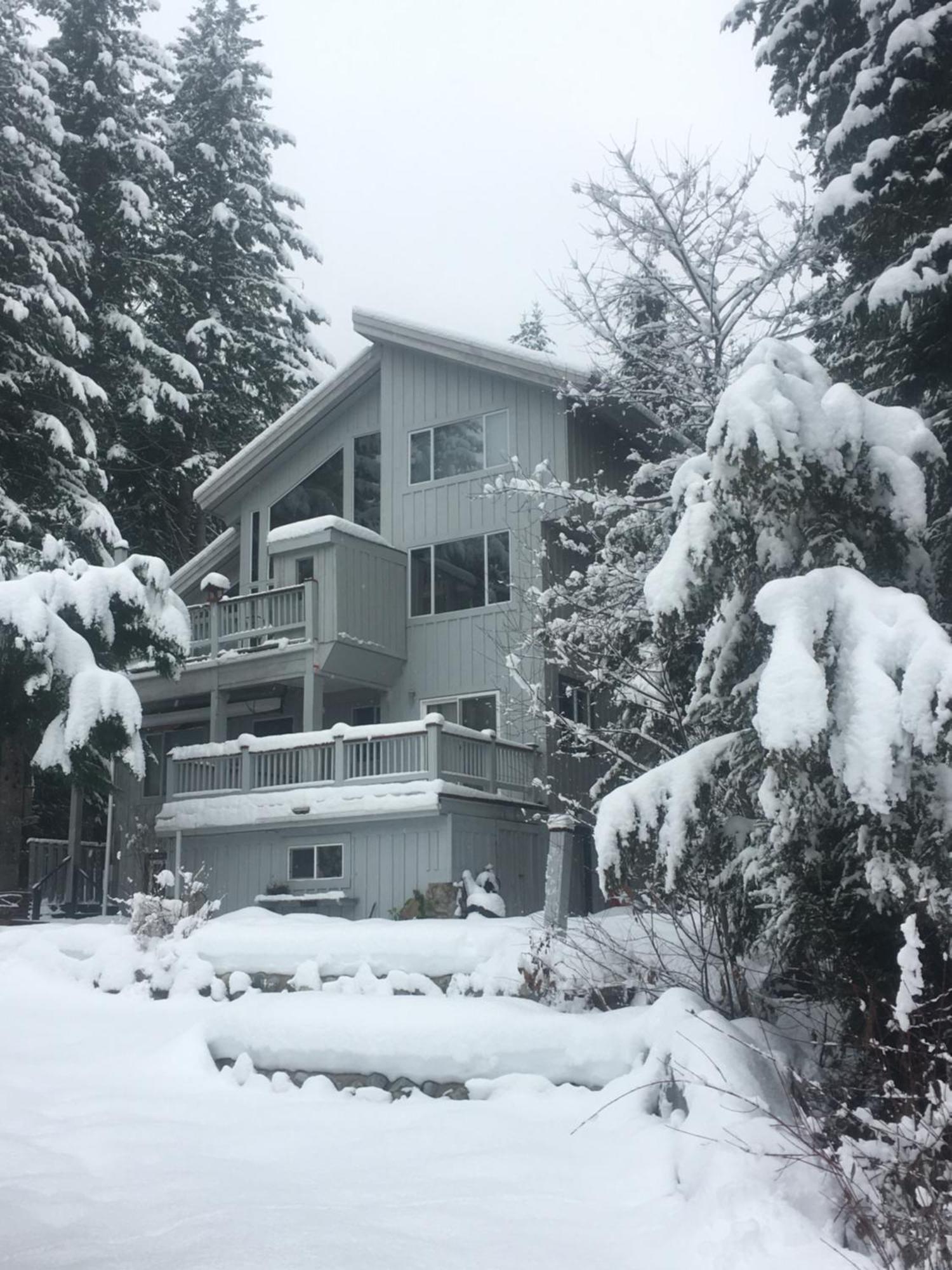 Belle Neige Suites: Whistler Ngoại thất bức ảnh